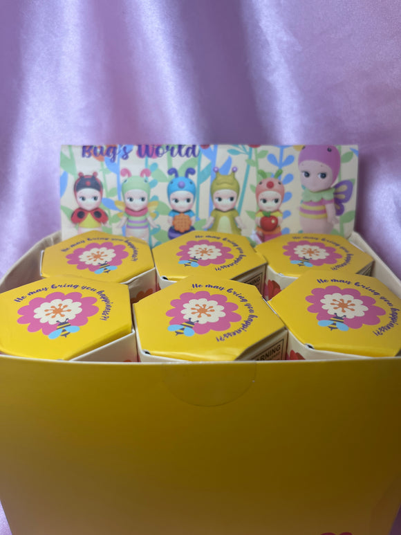 1 bug Blind Box (Please Read Description)