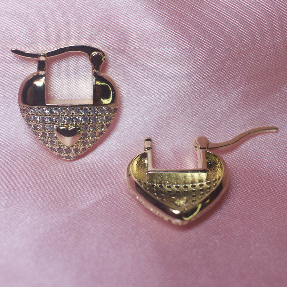 Small Canasta Heart Earrings